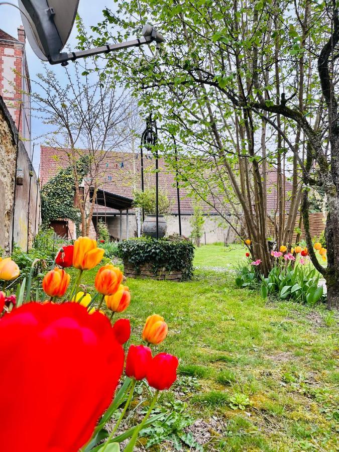 Villa Au petit Jardin Sézannais à Sézanne Extérieur photo