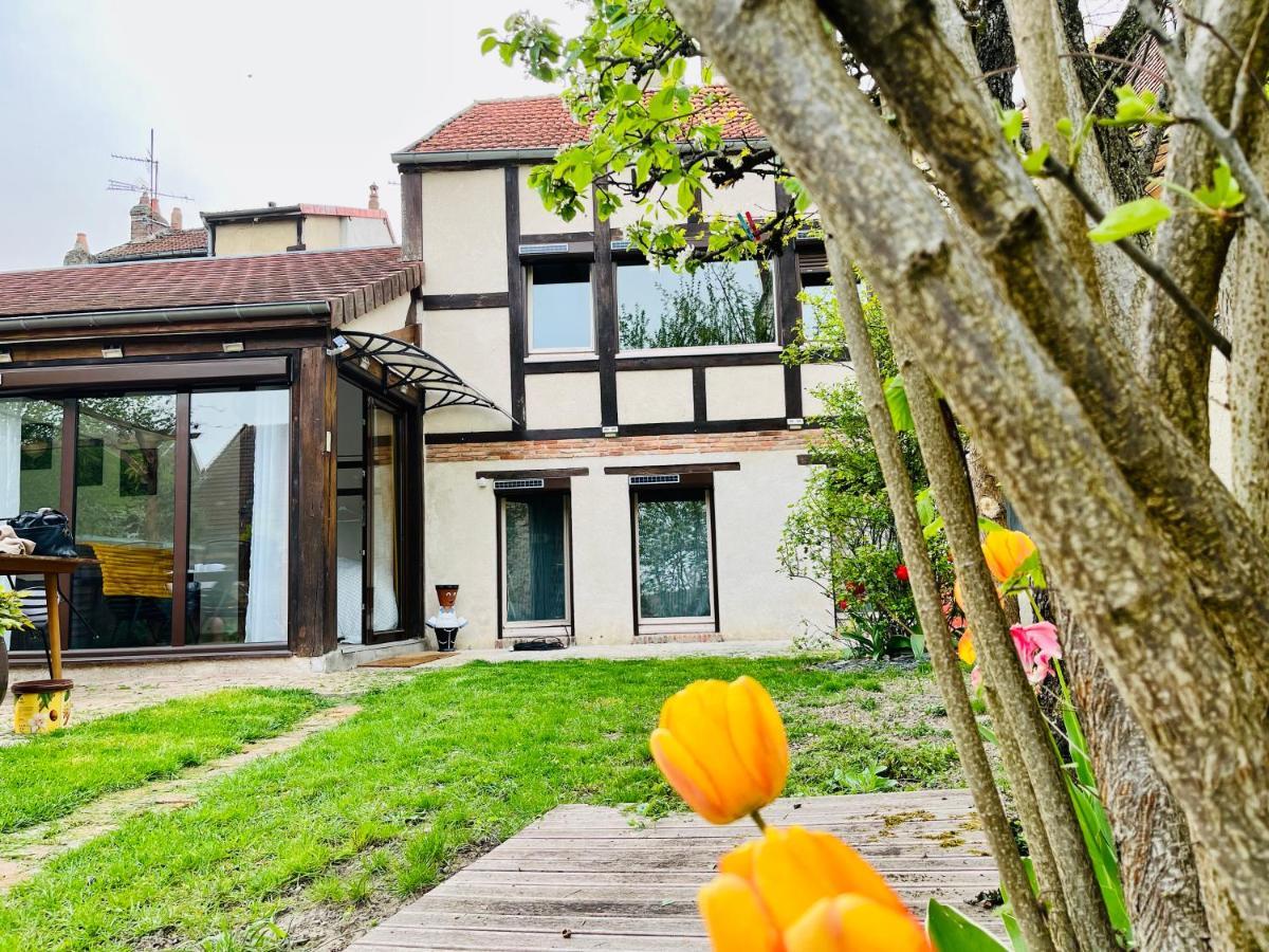 Villa Au petit Jardin Sézannais à Sézanne Extérieur photo